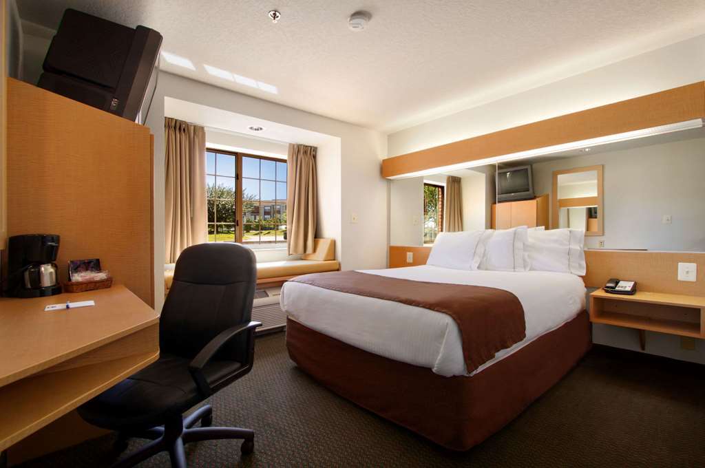 Microtel Inn & Suites By Wyndham Culpeper Ruang foto